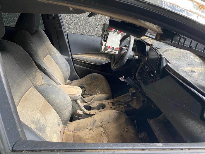 Toyota Corolla Touring Sport 1.8 16V Hybrid Sloopvoertuig (2021, Zilver)