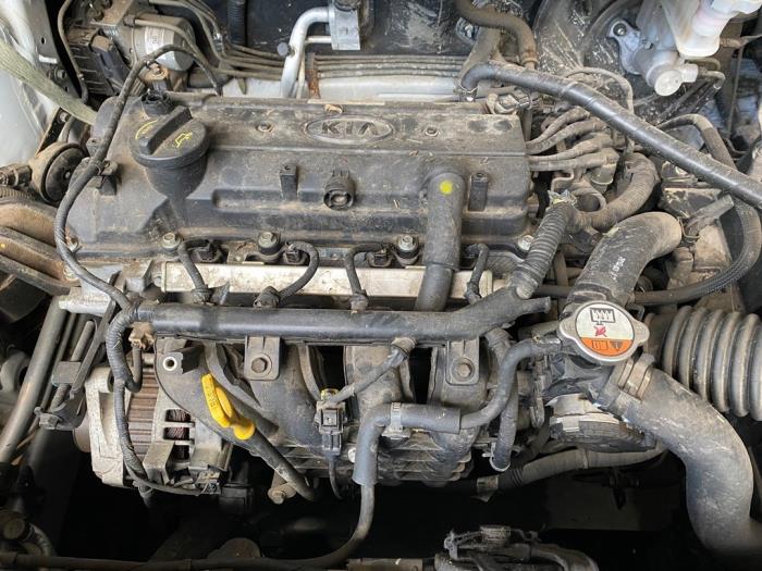 Kia Rio III 1.2 CVVT 16V Sloopvoertuig (2012, Zilver)