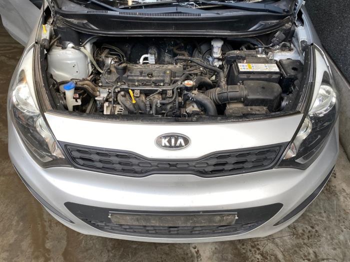 Kia Rio III 1.2 CVVT 16V Sloopvoertuig (2012, Zilver)