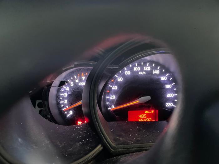 Kia Rio III 1.2 CVVT 16V Sloopvoertuig (2012, Zilver)