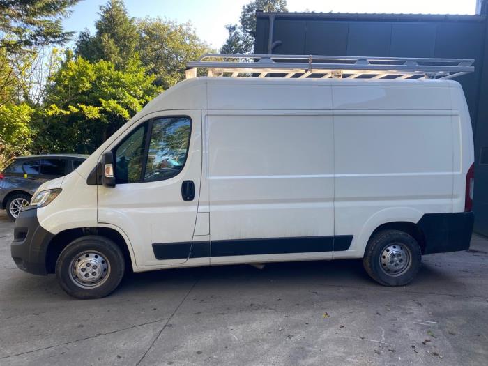 Peugeot Boxer 2.0 BlueHDi 160 Sloopvoertuig (2019, Wit)