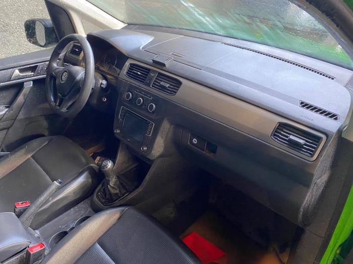 Volkswagen Caddy Combi IV 2.0 TDI 102 Sloopvoertuig (2018, Groen)