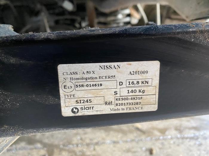 Nissan NP 300 Navara 2.3 dCi twinturbo 16V 4x4 Sloopvoertuig (2021, Bruin)