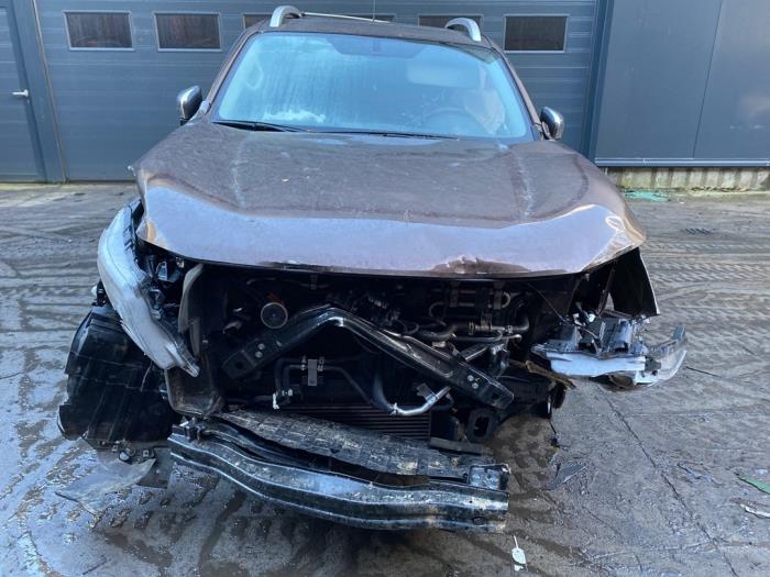 Nissan NP 300 Navara 2.3 dCi twinturbo 16V 4x4 Sloopvoertuig (2021, Bruin)