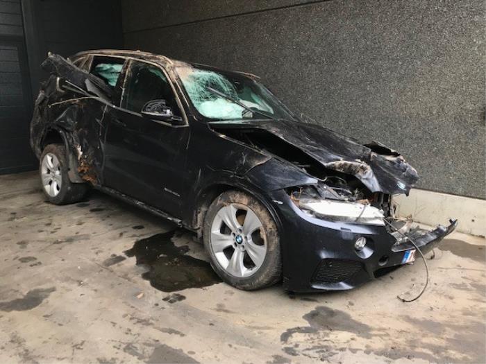 BMW X5 xDrive 40e PHEV 2.0 Sloopvoertuig (2016, Carbon, Zwart)