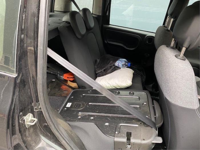 Fiat Panda/Pandina 0.9 TwinAir 60 Sloopvoertuig (2021, Zwart)