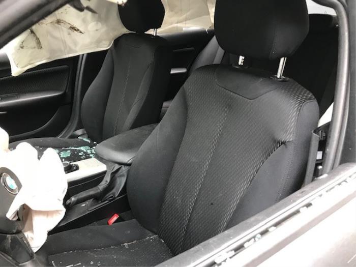 BMW 1 serie 114i 1.6 16V Sloopvoertuig (2013, Metallic, Grijs)