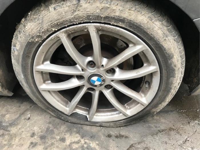 BMW 1 serie 114i 1.6 16V Sloopvoertuig (2013, Metallic, Grijs)