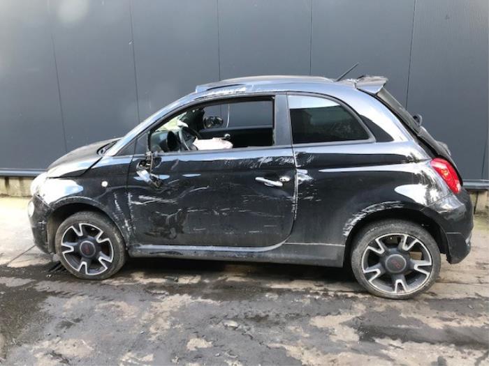 Fiat 500 1.2 Sloopvoertuig (2018, Metallic, Zwart)