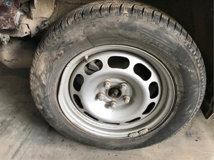 Toyota RAV4 2.5 Hybrid 16V VVT-i 4x4 Sloopvoertuig (2016, Bordeaux)