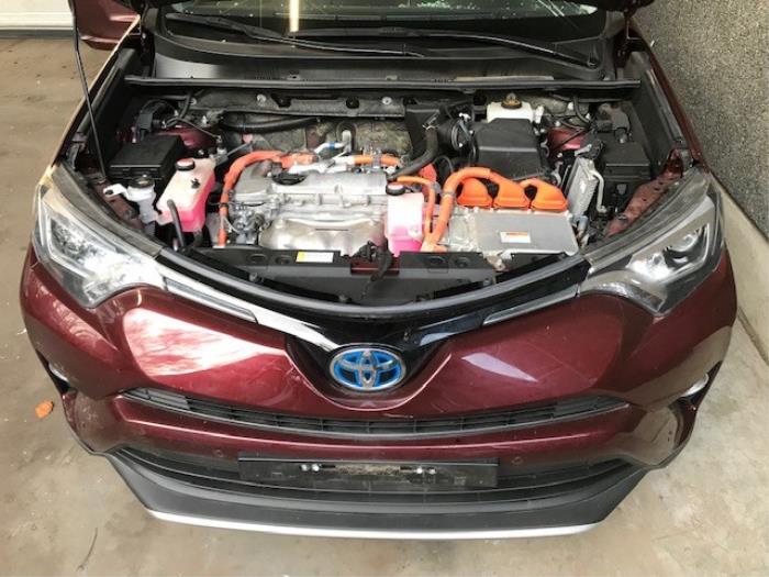 Toyota RAV4 2.5 Hybrid 16V VVT-i 4x4 Sloopvoertuig (2016, Bordeaux)