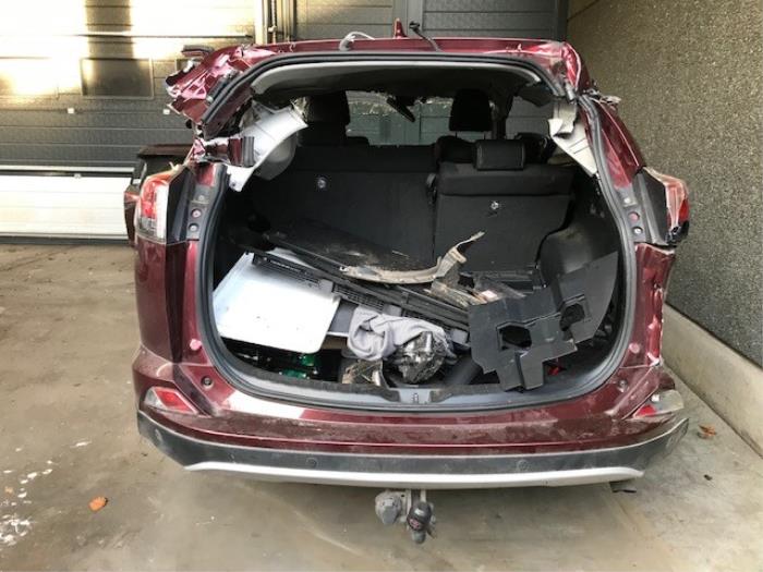 Toyota RAV4 2.5 Hybrid 16V VVT-i 4x4 Sloopvoertuig (2016, Bordeaux)