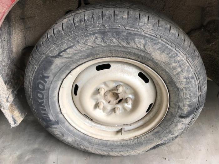 Ssang Yong Actyon Sloopvoertuig (2017, Rood)