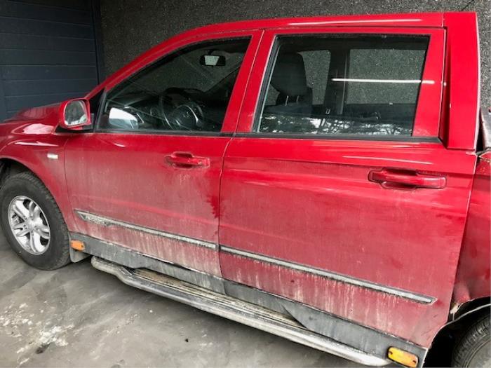 Ssang Yong Actyon Sloopvoertuig (2017, Rood)