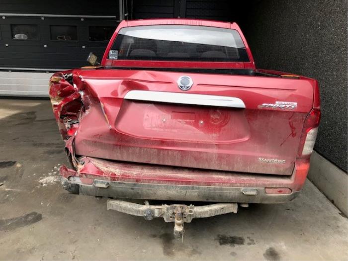 Ssang Yong Actyon Sloopvoertuig (2017, Rood)