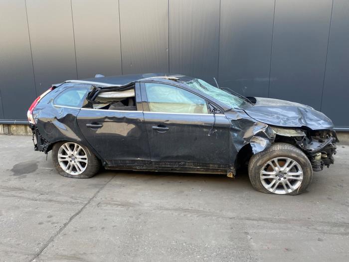 Volvo XC60 I 2.0 D3 20V Sloopvoertuig (2015, Donker, Grijs)