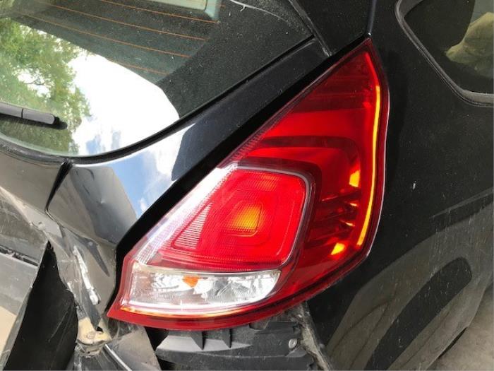 Ford Fiesta 6 1.0 SCI 12V 80 Sloopvoertuig (2015, Zwart)