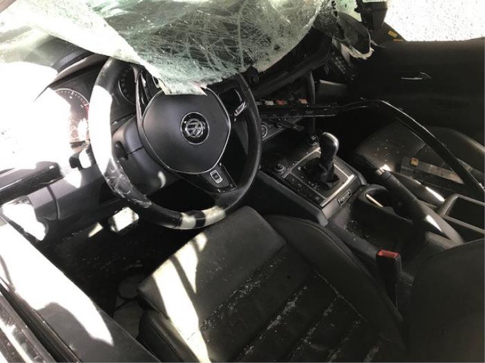 Volkswagen Amarok 3.0 TDI V6 24V 4Motion Sloopvoertuig (2020, Metallic, Zwart)