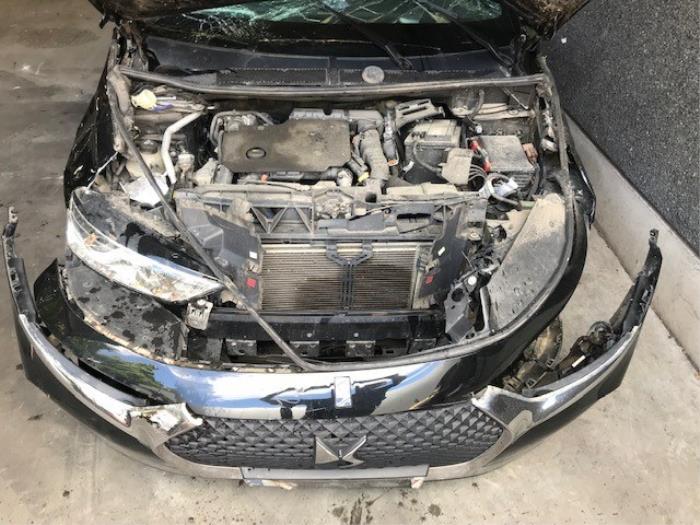 Citroen DS 7 Crossback 1.5 BlueHDI 130 Sloopvoertuig (2018, Metallic, Zwart)