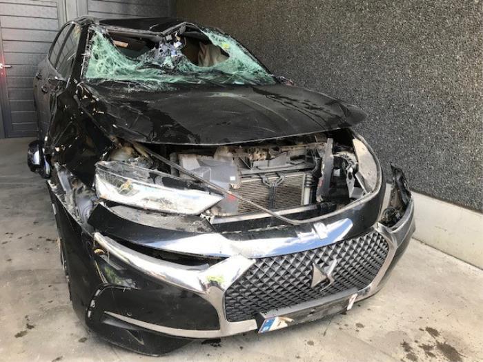 Citroen DS 7 Crossback 1.5 BlueHDI 130 Sloopvoertuig (2018, Metallic, Zwart)