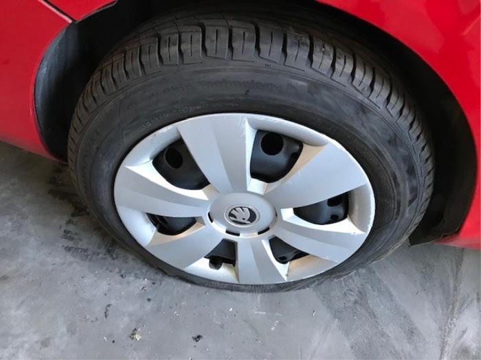 Skoda Fabia III Combi 1.2 TSI 16V Greentech Sloopvoertuig (2017, Rood)