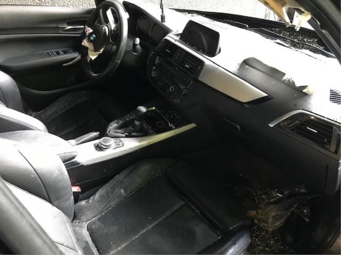 BMW 1 serie 116i 1.5 12V Sloopvoertuig (2019, Grijs)