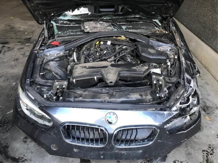 BMW 1 serie 116i 1.5 12V Sloopvoertuig (2019, Grijs)