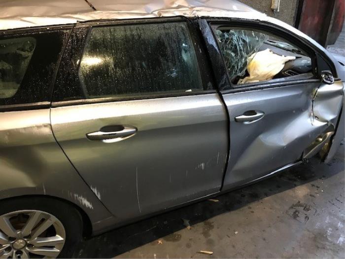 Peugeot 308 SW 1.5 BlueHDi 130 Sloopvoertuig (2021, Zilver)