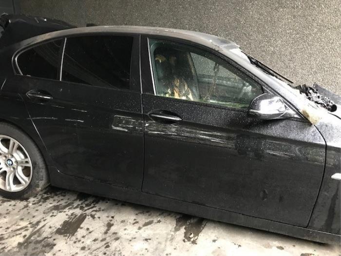 BMW 5 serie 525d xDrive 16V Sloopvoertuig (2014, Metallic, Zwart)