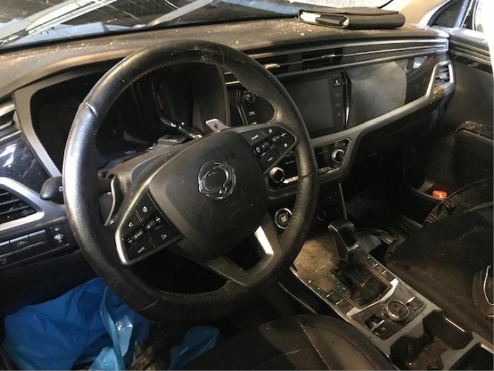 Ssang Yong Korando 1.5 e-XGDi 16V 2WD Sloopvoertuig (2020, Grijs)