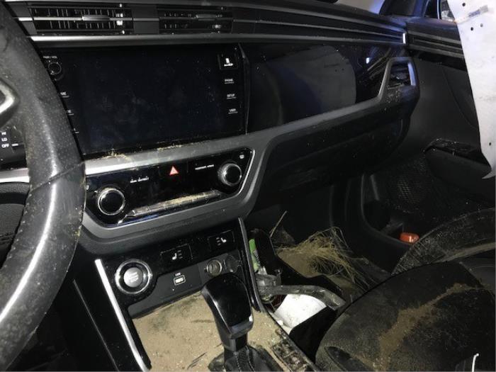 Ssang Yong Korando 1.5 e-XGDi 16V 2WD Sloopvoertuig (2020, Grijs)