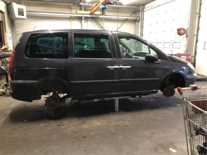 Peugeot 807 2.0 HDi 16V 120 Sloopvoertuig (2006, Donker, Grijs)