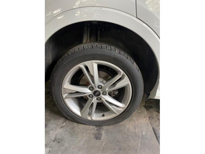 Audi Q3 2.0 35 TDI 16V Quattro Sloopvoertuig (2021, Wit)