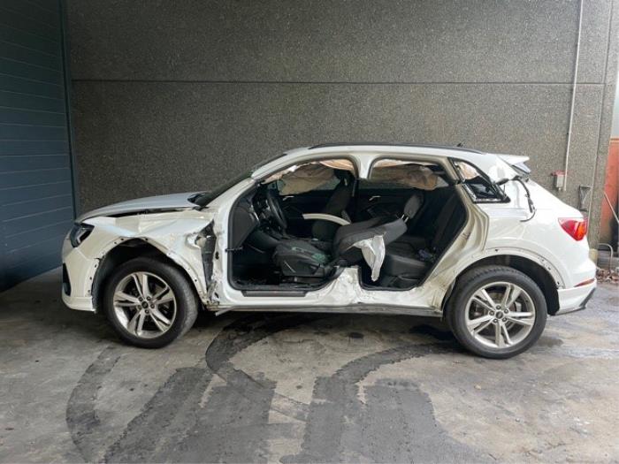 Audi Q3 2.0 35 TDI 16V Quattro Sloopvoertuig (2021, Wit)