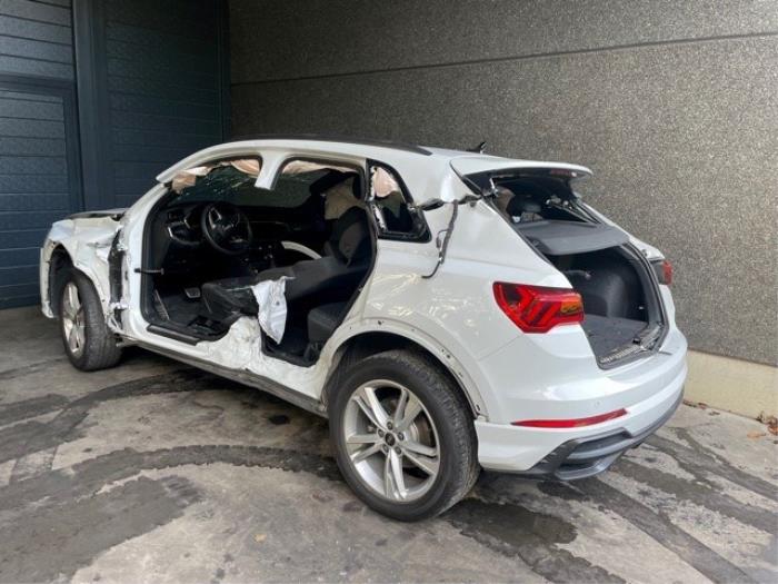Audi Q3 2.0 35 TDI 16V Quattro Sloopvoertuig (2021, Wit)