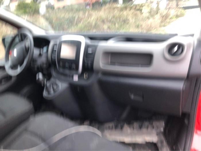 Renault Trafic 1.6 dCi 120 Twin Turbo Sloopvoertuig (2014)