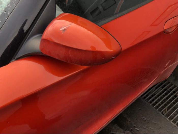 BMW Z4 Roadster sDrive 18i 2.0 16V Sloopvoertuig (2013, Metallic, Oranje)