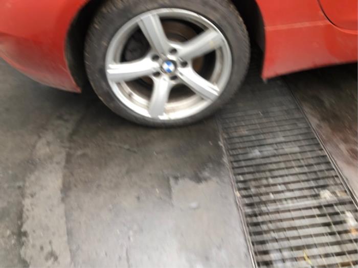 BMW Z4 Roadster sDrive 18i 2.0 16V Sloopvoertuig (2013, Metallic, Oranje)