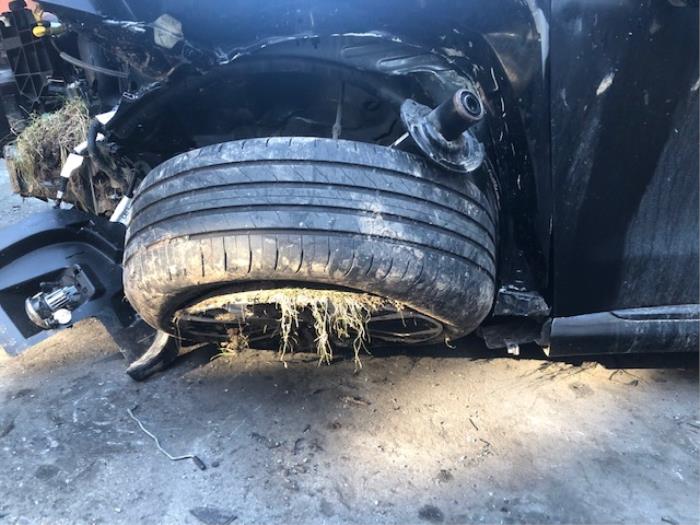 Ford Puma 1.0 Ti-VCT EcoBoost mHEV 12V Sloopvoertuig (2022, Zwart)