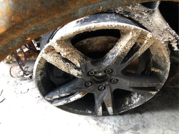 Volvo XC40 2.0 B3 16V Mild Hybrid Sloopvoertuig (2022, Zilver)