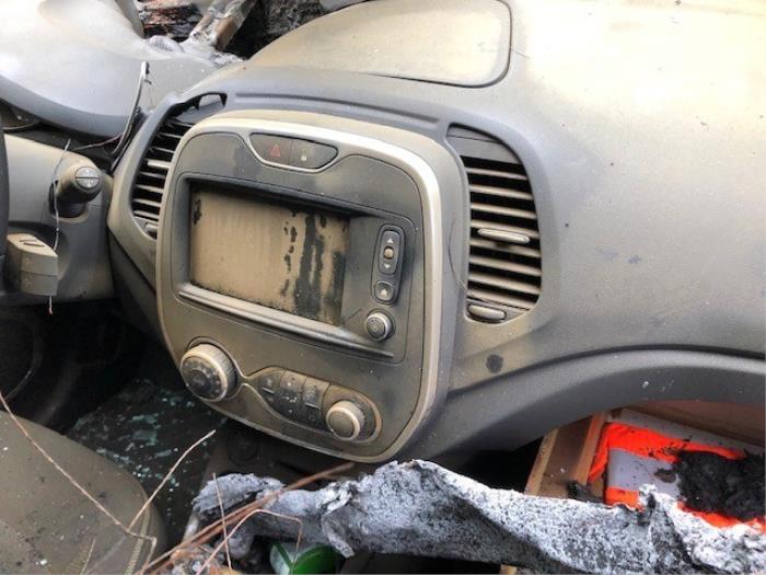 Renault Captur 0.9 Energy TCE 12V Sloopvoertuig (2016, Rood)