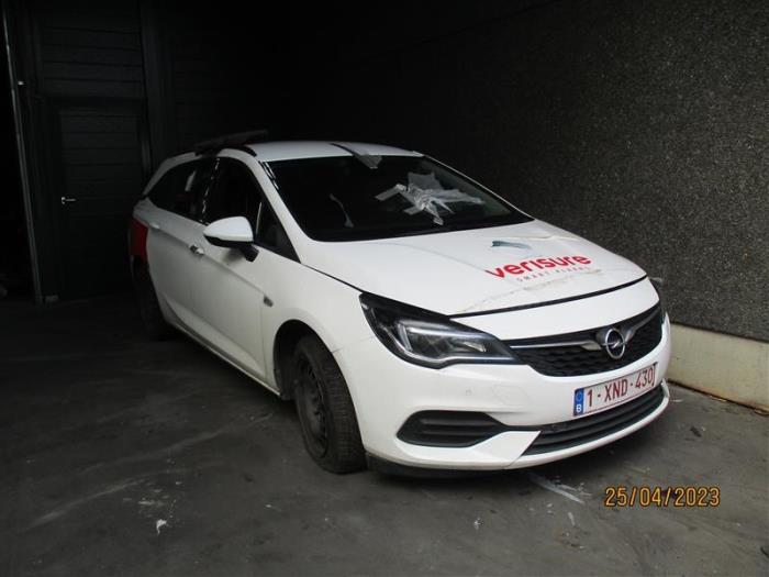 Opel Astra K Sports Tourer 1.5 CDTi 105 12V Sloopvoertuig (2020, Wit)