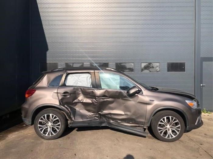 Mitsubishi ASX 1.6 Di-D 16V Sloopvoertuig (2018, Grijs)