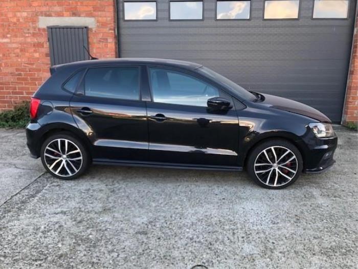 Volkswagen Polo V 1.8 GTI 16V Sloopvoertuig (2015, Zwart)