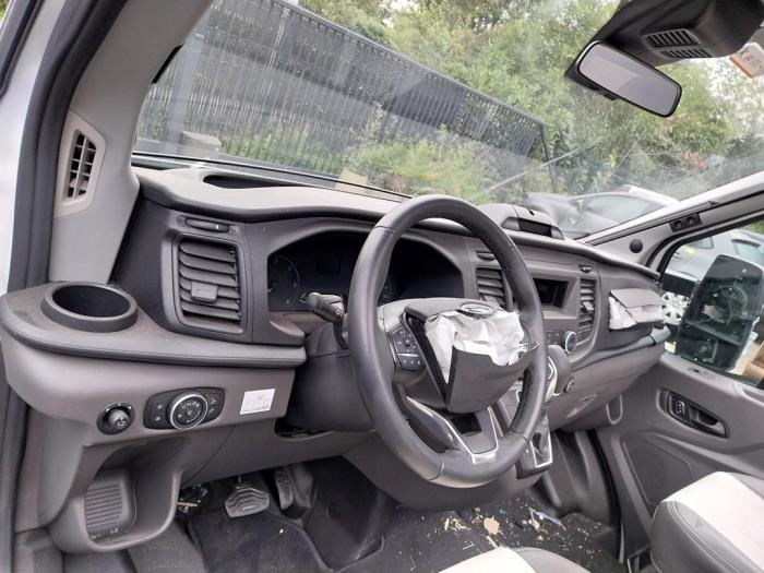 Ford Transit 2.0 TDCi 16V Eco Blue 170 Sloopvoertuig (2022, Wit)