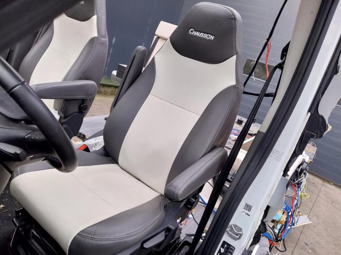 Ford Transit 2.0 TDCi 16V Eco Blue 170 Sloopvoertuig (2022, Wit)