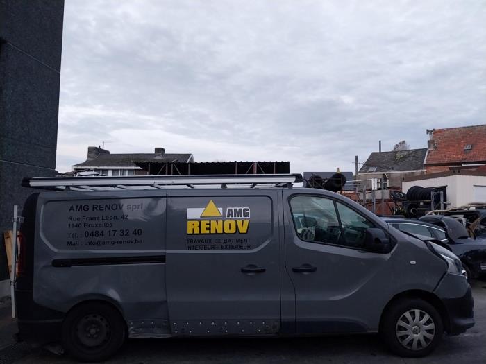 Renault Trafic 1.6 dCi 125 Twin Turbo Sloopvoertuig (2018, Donker, Grijs)