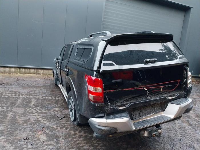 Fiat Fullback 2.4 Turbodiesel 150 4x4 Sloopvoertuig (2018, Zwart)