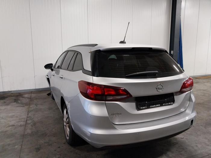 Opel Astra K 1.5 CDTi 105 12V Sloopvoertuig (2020, Grijs)