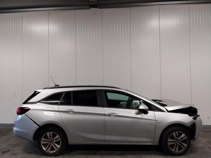 Opel Astra K 1.5 CDTi 105 12V Sloopvoertuig (2020, Grijs)